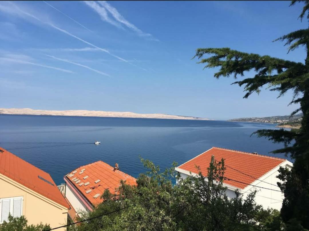 Apartmani Sara Marija Karlobag Exterior foto