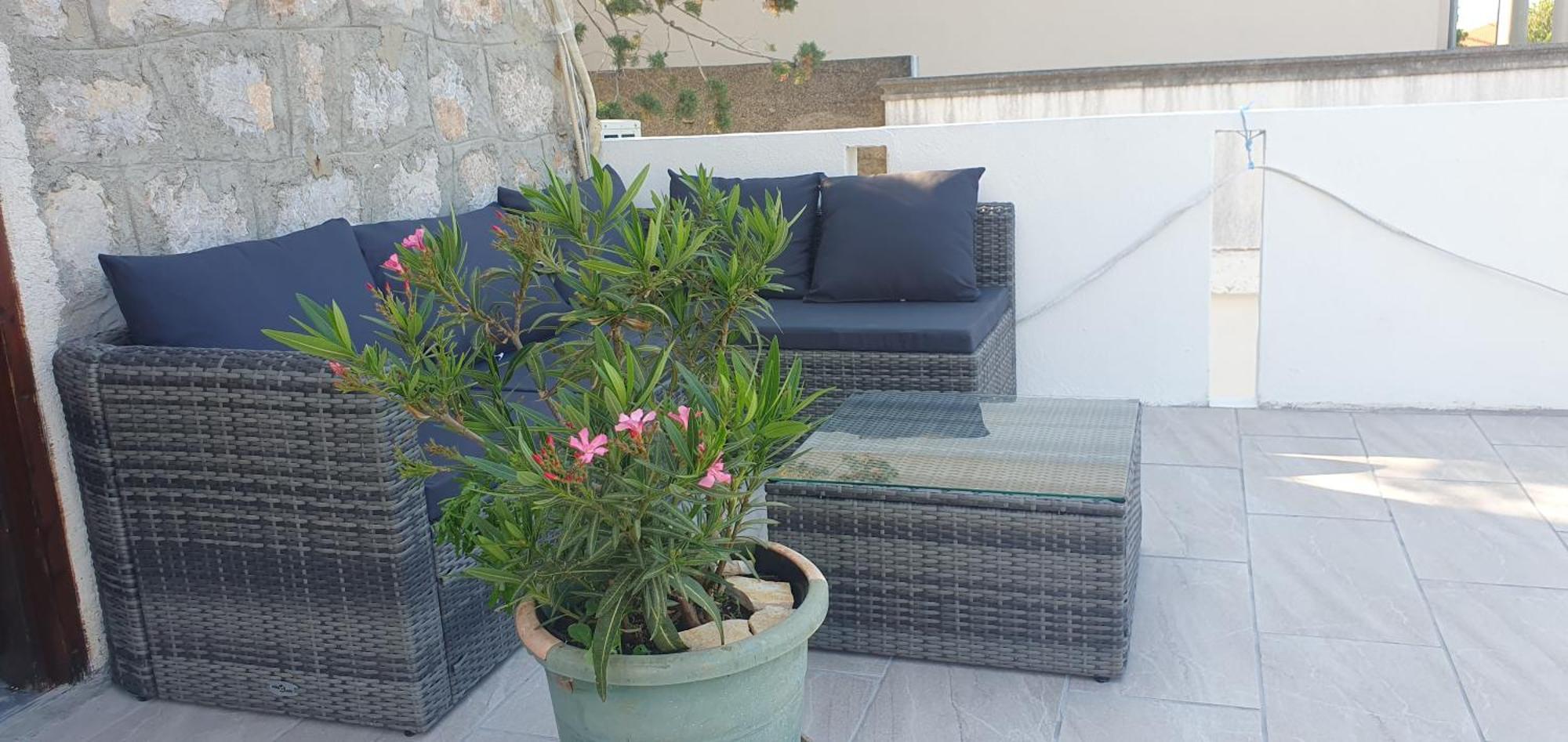 Apartmani Sara Marija Karlobag Exterior foto