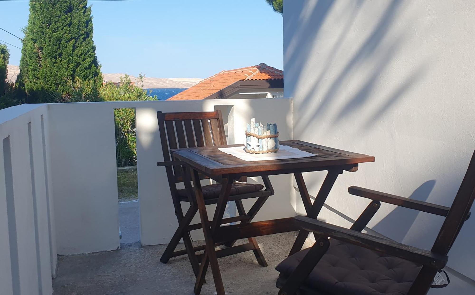 Apartmani Sara Marija Karlobag Exterior foto