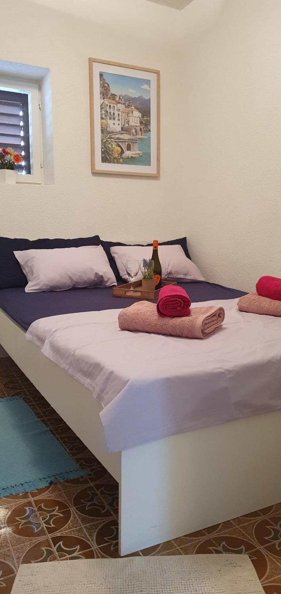 Apartmani Sara Marija Karlobag Exterior foto