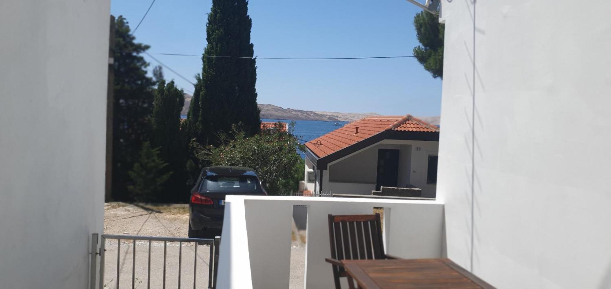 Apartmani Sara Marija Karlobag Exterior foto